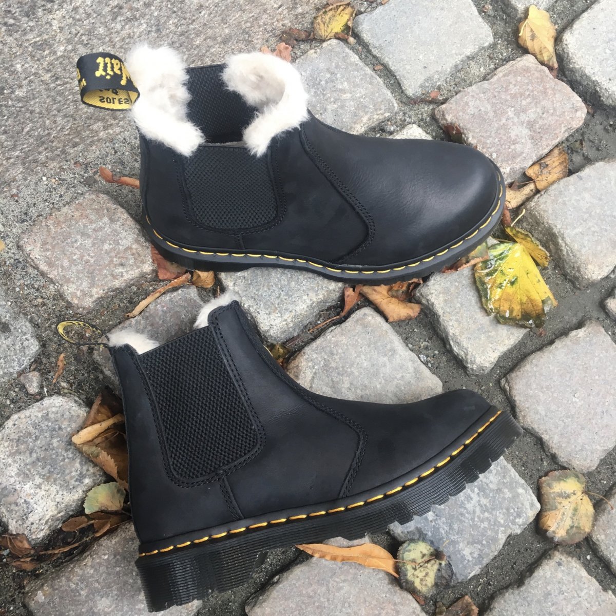 dr martens leonore sort