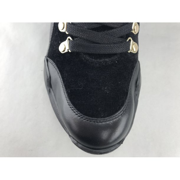 copenhagen shoes by josefine valentin pretty black patent