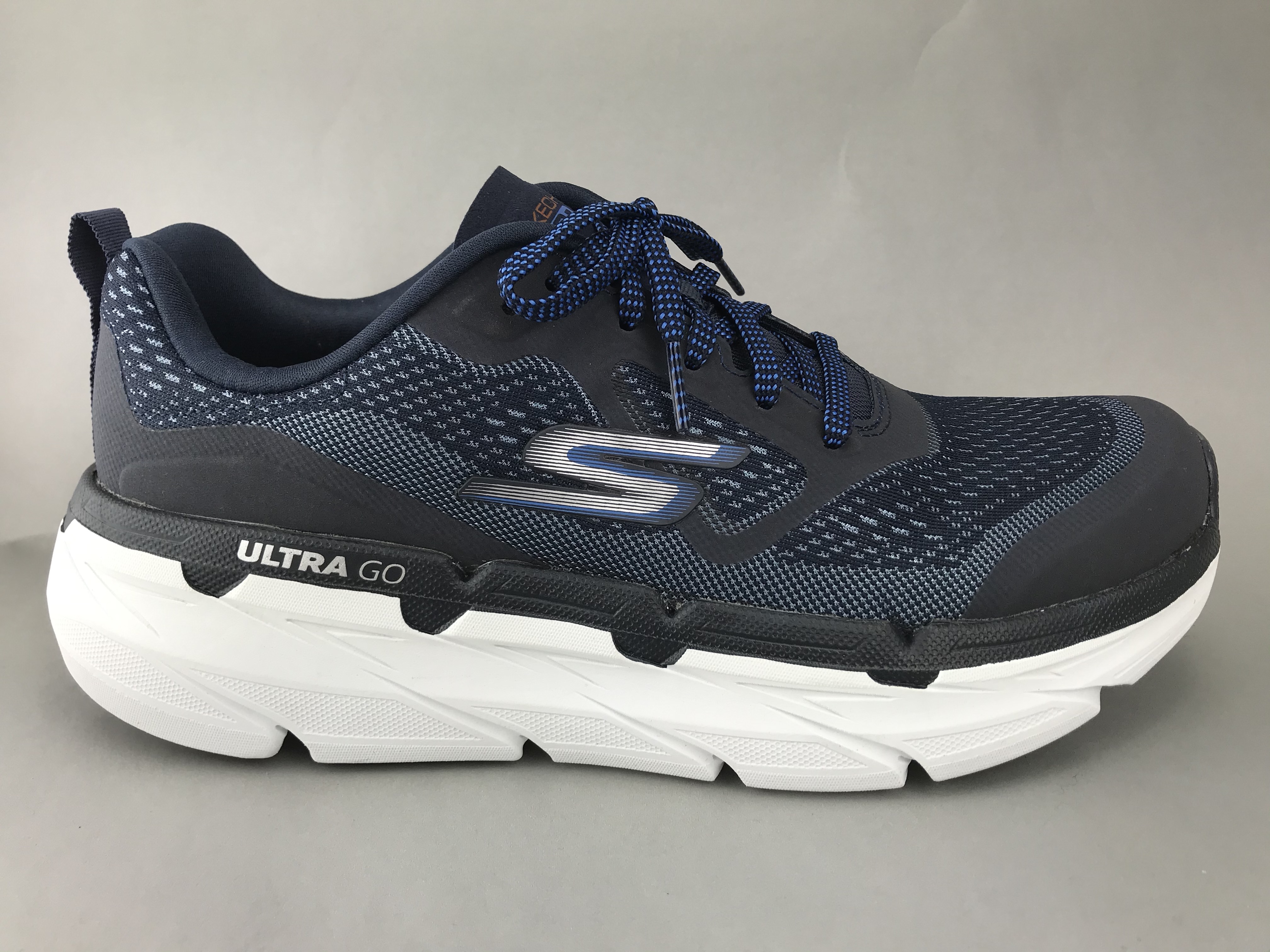 skechers max cushioning tilbud